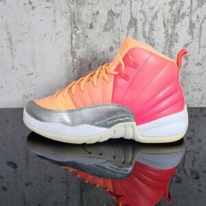 Nike Jordan 12 Retro Sunrise 2019 Basketball Shoes Size 6Y (Women’s 7.5)